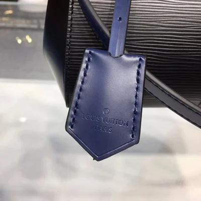 Сумка Louis Vuitton Epi Leather Cluny BB M51966 "Black" фото № 6 Сумка Louis Vuitton Epi Leather Cluny BB M51966 "Black" фото № 6