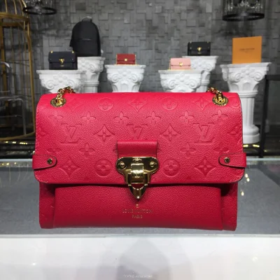 Сумка Louis Vuitton Vavin PM M43936 Monogram Empreinte Leather Scarlett "Red" фото № 10