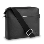 Сумка Louis Vuitton Anton Messenger PM M33427 Taiga Leather "Black"