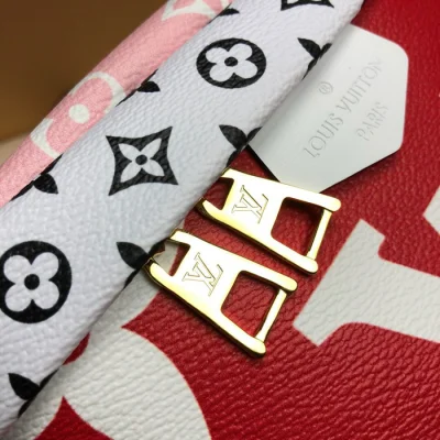 Сумка Louis Vuitton Bumbag M44575 Monogram Coated Canvas "Red" фото № 6