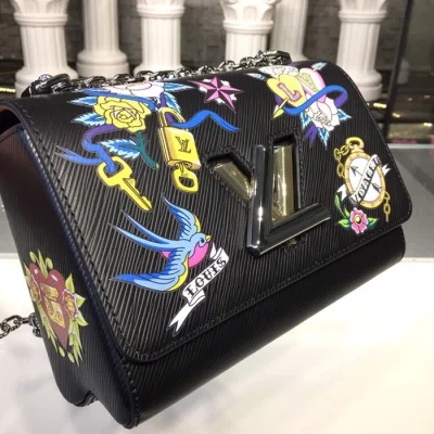 Сумка Louis Vuitton Twist MM M52897 Epi Leather "Black" фото № 5