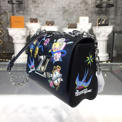 Сумка Louis Vuitton Twist MM M52897 Epi Leather "Black" фото № 3