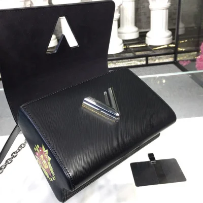 Сумка Louis Vuitton Twist MM M52897 Epi Leather "Black" фото № 9