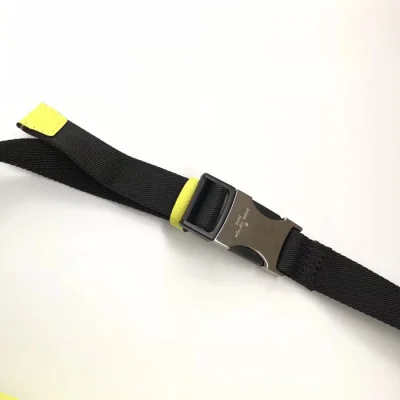 Сумка Louis Vuitton Outdoor Bumbag M30251 Taiga Leather "Lime Green" фото № 8 Сумка Louis Vuitton Outdoor Bumbag M30251 Taiga Leather "Lime Green" фото № 8