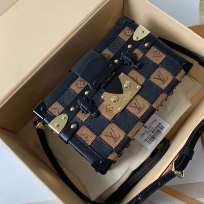 Сумка Louis Vuitton Petite Malle M53253 Monogram Canvas "Brown" фото № 2 Сумка Louis Vuitton Petite Malle M53253 Monogram Canvas "Brown" фото № 2