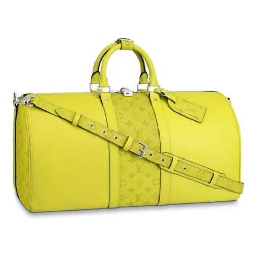 Сумка Louis Vuitton Keepall 50 Bandouliere M53764 Taiga Leather "Lime Green"