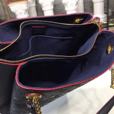 Сумка Louis Vuitton Surene MM Chain Tote Handbag Monogram Empreinte Canvas Fall Winter 2018 Collection M43759 Marine Rouge "Navy Blue" фото № 6