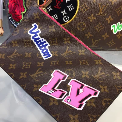 Сумка Louis Vuitton Monogram Canvas Neverfull MM Tote Bag M43988 Patches 2018 "Brown" фото № 5