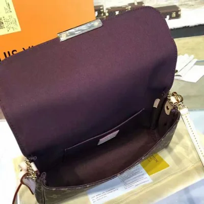 Сумка Louis Vuitton M40718 Favorite MM Monogram Canvas "Brown" фото № 10 Сумка Louis Vuitton M40718 Favorite MM Monogram Canvas "Brown" фото № 10