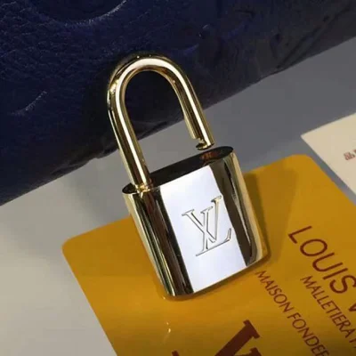 Сумка Louis Vuitton M41309 Montaigne MM Tote Bag Monogram Empreinte Leather "Navy Blue" фото № 10 Сумка Louis Vuitton M41309 Montaigne MM Tote Bag Monogram Empreinte Leather "Navy Blue" фото № 10