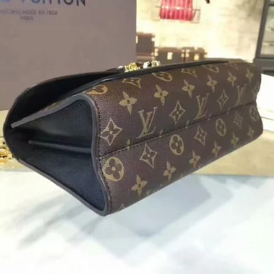 Сумка Louis Vuitton M41730 Victoire Shoulder Bag Monogram Canvas "Brown" фото № 5 Сумка Louis Vuitton M41730 Victoire Shoulder Bag Monogram Canvas "Brown" фото № 5