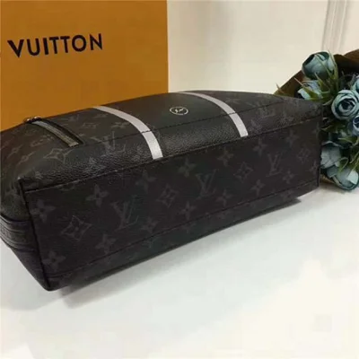 Сумка Louis Vuitton M43410 Apollo Messenger PM Messenger Bag Monogram Eclipse Canvas "Black" фото № 4