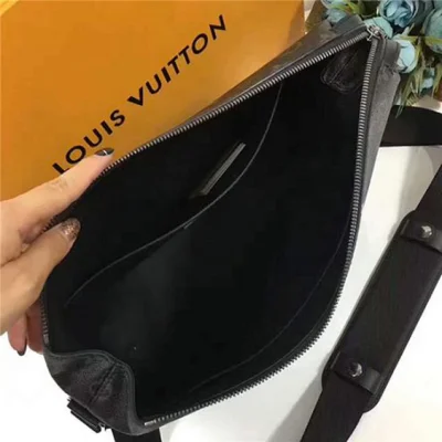 Сумка Louis Vuitton M43410 Apollo Messenger PM Messenger Bag Monogram Eclipse Canvas "Black" фото № 9