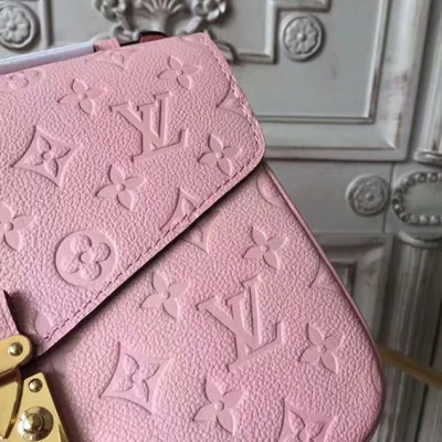 Сумка Louis Vuitton M44018 Pochette Metis Crossbody Bag Monogram Empreinte Leather "Pink" фото № 7