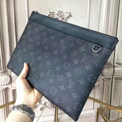 Клатч Louis Vuitton M62291 Pochette Apollo Monogram Eclipse Canvas "Black" фото № 3