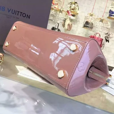 Сумка Louis Vuitton M91588 Brea MM Tote Bag Monogram Vernis "Beige" фото № 6 Сумка Louis Vuitton M91588 Brea MM Tote Bag Monogram Vernis "Beige" фото № 6