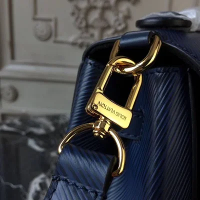 Сумка Louis Vuitton Epi Leather Boccador Bag M53336 "Navy Blue" фото № 5 Сумка Louis Vuitton Epi Leather Boccador Bag M53336 "Navy Blue" фото № 5