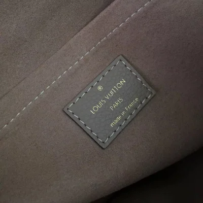 Клатч Louis Vuitton M64591 Daily Pouch Monogram Canvas Sesame "Brown" фото № 9