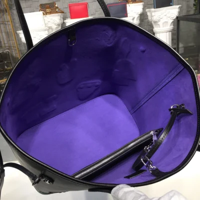 Сумка Louis Vuitton Neverfull MM M52729 Epi Leather "Black" фото № 9