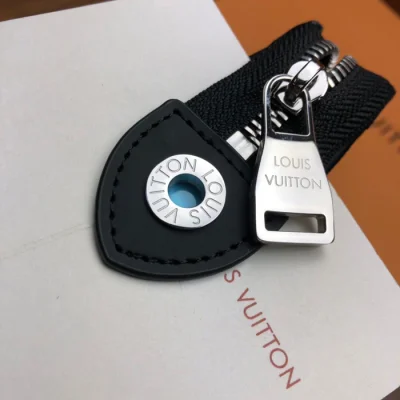 Клатч Louis Vuitton Pochette Voyage MM N60174 Damier Graphite Canvas Blue "Graphite" фото № 8