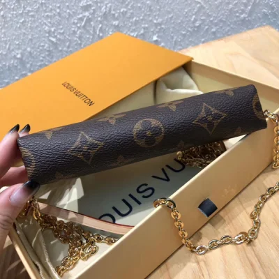 Сумка Louis Vuitton Mini Pochette Delightful M40309 Monogram Canvas "Brown" фото № 4 Сумка Louis Vuitton Mini Pochette Delightful M40309 Monogram Canvas "Brown" фото № 4