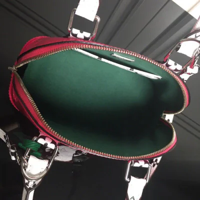 Сумка Louis Vuitton Alma BB M90447 Monogram Vernis Berlingot "Pink" фото № 10