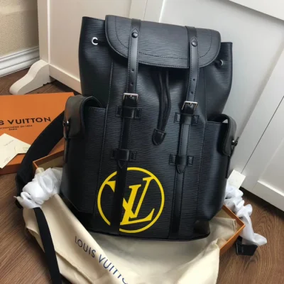 Рюкзак Louis Vuitton Christopher Backpack PM M55138 Epi Leather "Black" фото № 2 Рюкзак Louis Vuitton Christopher Backpack PM M55138 Epi Leather "Black" фото № 2