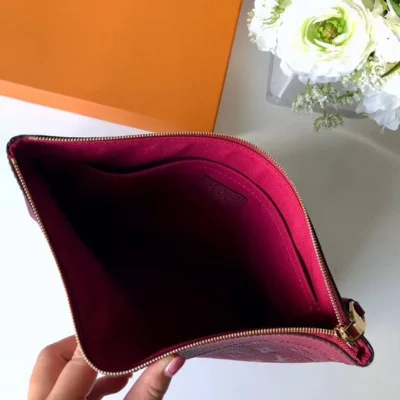 Клатч Louis Vuitton Monogram Empreinte Daily Pouch Clutch Bag 2018 "Purple" фото № 7