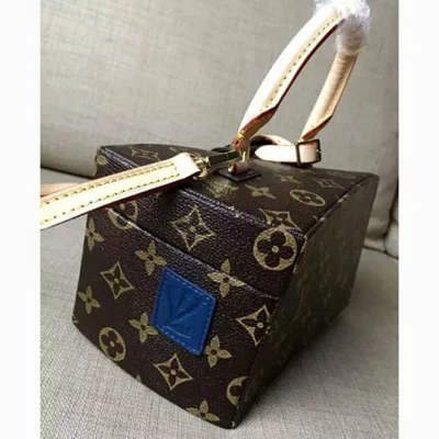 Сумка Louis Vuitton M40275 Twisted Box By Rei Frank Gehry Tote Bag Monogram Canvas "Brown" фото № 3