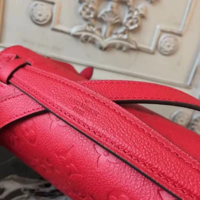 Сумка Louis Vuitton M41488 Pochette Metis Crossbody Bag Monogram Empreinte Leather "Red" фото № 6