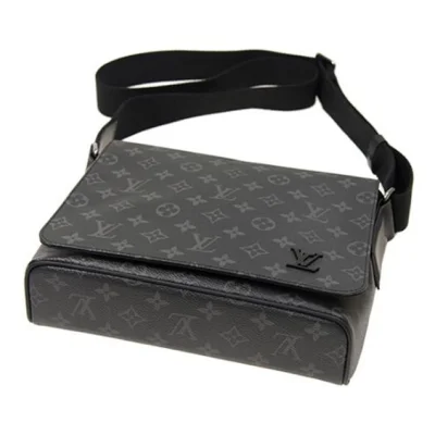 Сумка Louis Vuitton M44000 District PM Messenger Bag Monogram Eclipse Canvas "Black" фото № 5