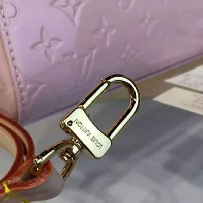 Сумка Louis Vuitton M90927 Brea MM Tote Bag Monogram Vernis "Pink" фото № 9