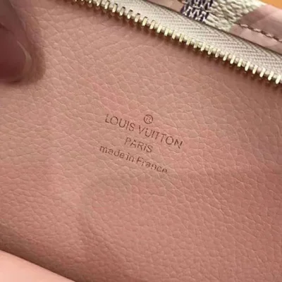 Косметичка Louis Vuitton N41049 Toiletry Pouch 26 Damier Azur Canvas "White" фото № 10