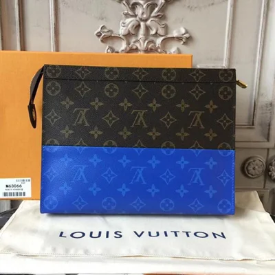 Клатч Louis Vuitton Monogram Canvas Pochette Voyage MM M63066 "Brown" фото № 4