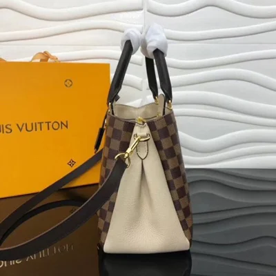 Сумка Louis Vuitton Brittany N44020 Damier Ebene Canvas Creme "Brown" фото № 3