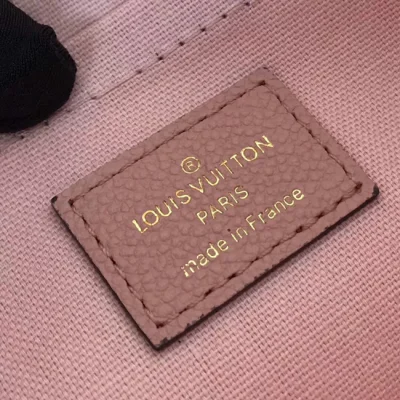 Клатч Louis Vuitton M62938 Daily Pouch Monogram Empreinte Leather Rose Poudre "Pink" фото № 9