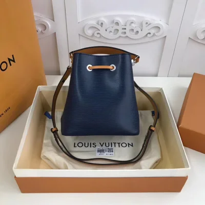 Сумка Louis Vuitton NeoNoe BB M53610 Epi Leather Indigo Safran "Navy Blue" фото № 3 Сумка Louis Vuitton NeoNoe BB M53610 Epi Leather Indigo Safran "Navy Blue" фото № 3
