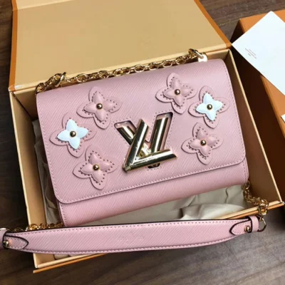 Сумка Louis Vuitton Twist MM M53851 Epi Leather Ballerine "Pink" фото № 2