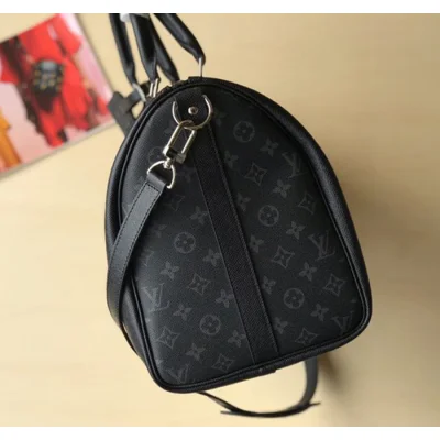 Сумка Louis Vuitton Keepall 50 Bandouliere M53763 Taiga Leather "Black" фото № 3 Сумка Louis Vuitton Keepall 50 Bandouliere M53763 Taiga Leather "Black" фото № 3