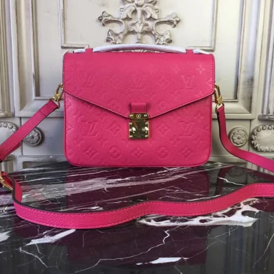 Сумка Louis Vuitton Pochette Metis 25cm Bag Monogram Empreinte Canvas Spring Summer 2018 Collection M44291 Freesia "Pink" фото № 10 Сумка Louis Vuitton Pochette Metis 25cm Bag Monogram Empreinte Canvas Spring Summer 2018 Collection M44291 Freesia "Pink" фото № 10