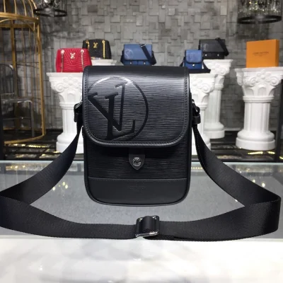 Сумка Louis Vuitton Men's Messenger Bag in Epi Leather M53495 2017 "Black" фото № 2