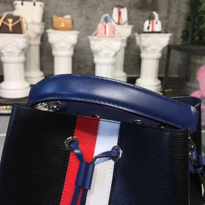 Сумка Louis Vuitton NeoNoe Bucket M52161 Noir Epi Leather 2018 "Black" фото № 7