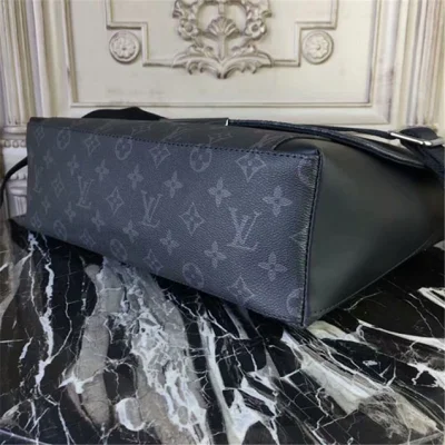 Сумка Louis Vuitton M40539 Messenger MM Explorer Messenger Bag Monogram Eclipse Canvas "Black" фото № 5
