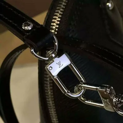 Сумка Louis Vuitton M40862 Alma BB Tote Bag Epi Leather "Black" фото № 8