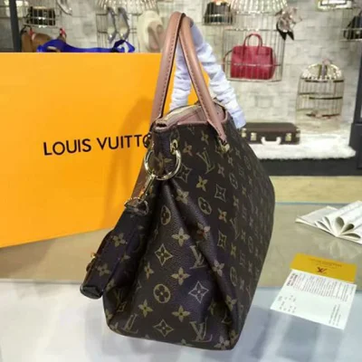 Сумка Louis Vuitton M41598 Pallas Tote Bag Monogram Canvas "Brown" фото № 3 Сумка Louis Vuitton M41598 Pallas Tote Bag Monogram Canvas "Brown" фото № 3