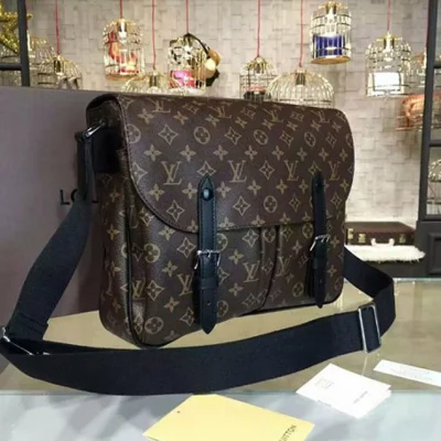 Сумка Louis Vuitton M41643 Christopher Messenger Bag Monogram Macassar Canvas "Brown" фото № 3 Сумка Louis Vuitton M41643 Christopher Messenger Bag Monogram Macassar Canvas "Brown" фото № 3