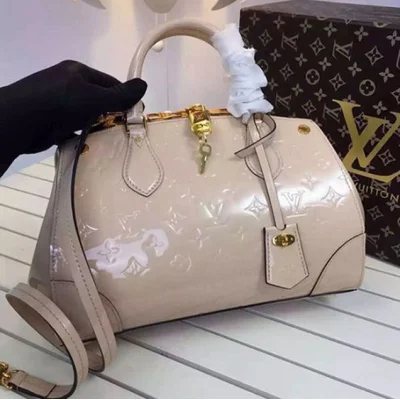Сумка Louis Vuitton M50421 Santa Monica Tote Bag Monogram Vernis "Beige" фото № 3