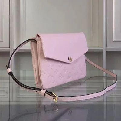 Сумка Louis Vuitton M50506 Twice Crossbody Bag Monogram Empreinte Leather "Pink" фото № 3 Сумка Louis Vuitton M50506 Twice Crossbody Bag Monogram Empreinte Leather "Pink" фото № 3