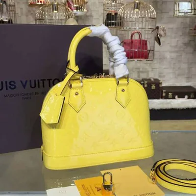 Сумка Louis Vuitton M90104 Alma BB Tote Bag Monogram Vernis "Yellow" фото № 2 Сумка Louis Vuitton M90104 Alma BB Tote Bag Monogram Vernis "Yellow" фото № 2
