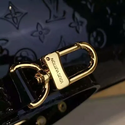 Сумка Louis Vuitton M90271 Brea MM Tote Bag Monogram Vernis "Black" фото № 8